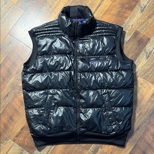 Adidas "Old School" Black Glossy Padded Puffer Vest from 2009 XXL